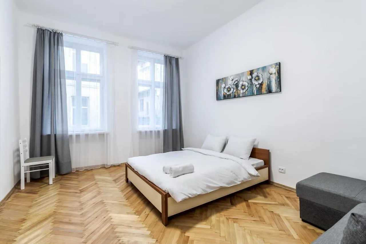 City Shalom Apartment Lviv 0*,